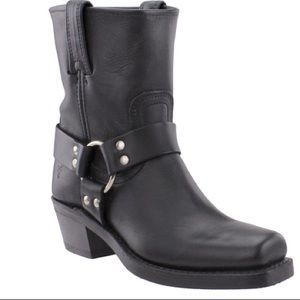 Frye 8R harness boots